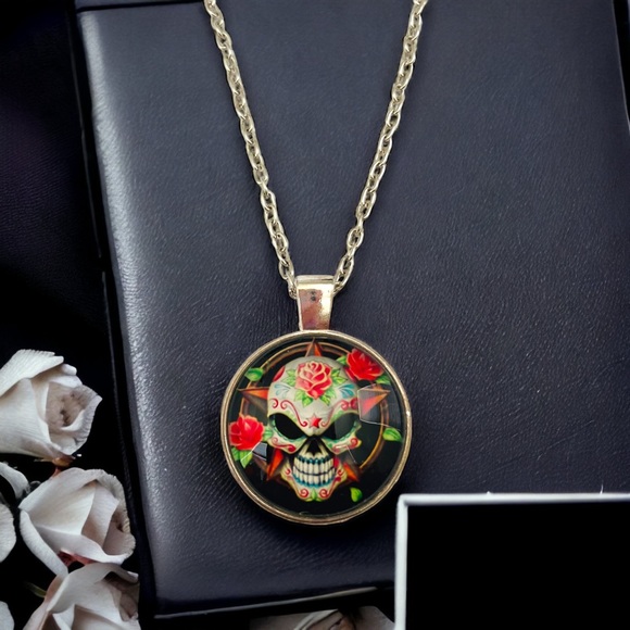 🆕 New Mens Silver Plated Handcrafted Skull Pendant Necklace - Picture 6 of 8